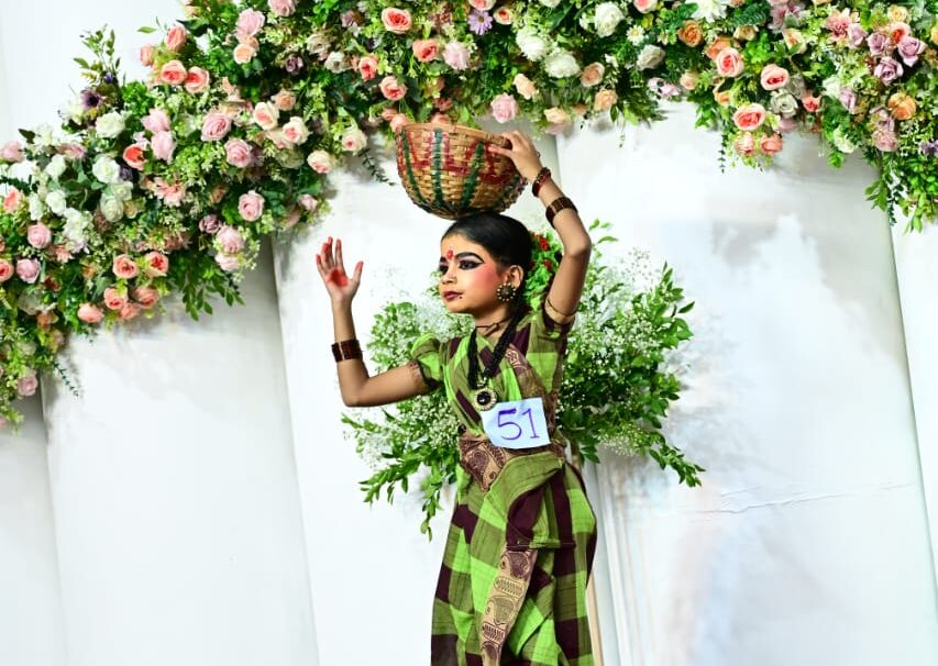 16dd6a21-67a0-4b71-8843-f7ffb603535f