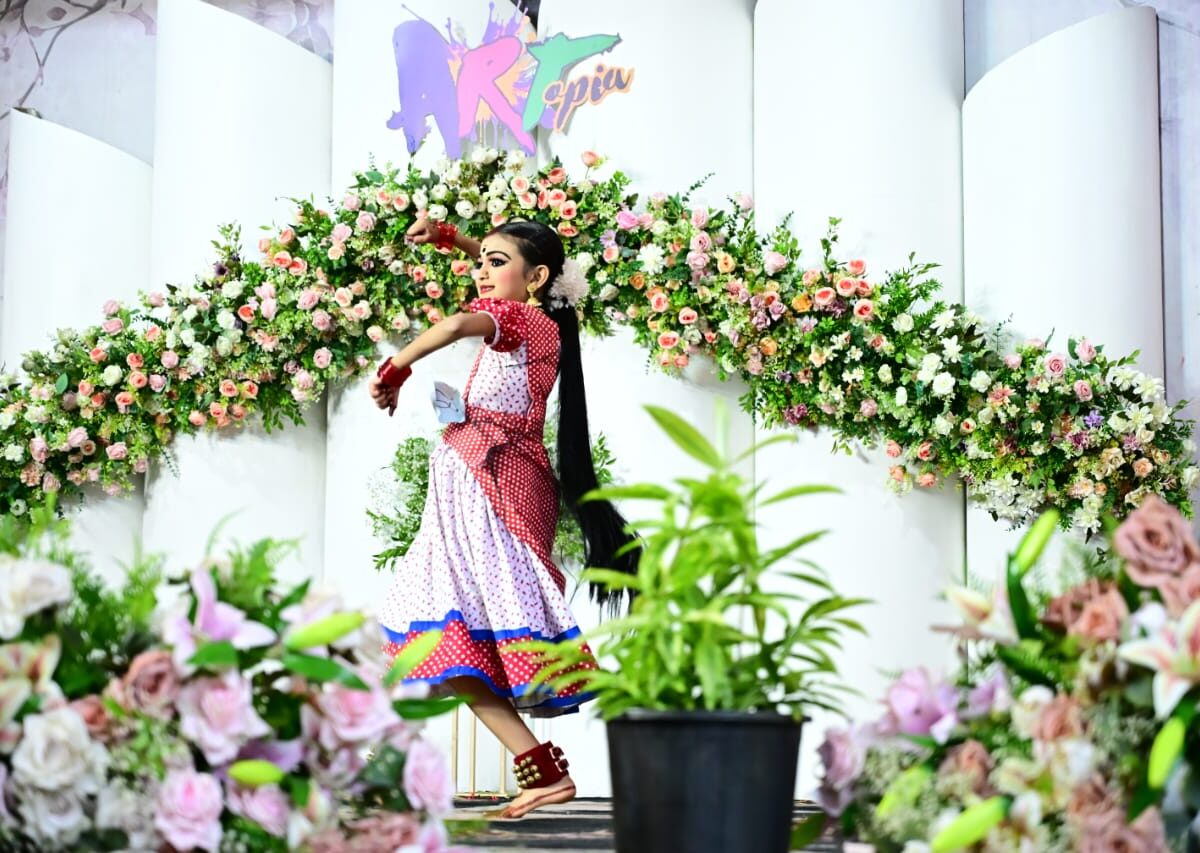 64526d57-3e62-4b30-aa41-41274522bebb