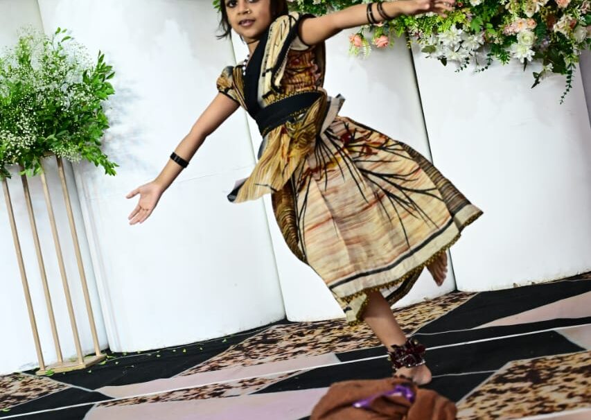 83eb768c-495e-4479-b567-b4b0745a62a4