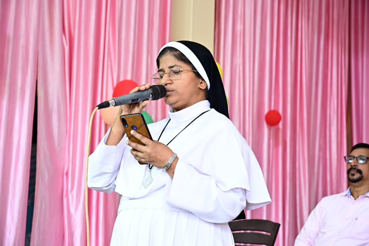 ab60328f-473c-4bf0-97fa-9507574cdf7f