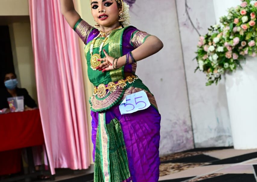 b8d291fe-5c45-4ca1-9e17-a88e0e75818c