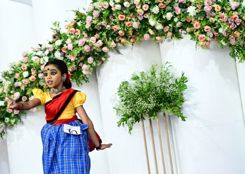 e2715632-8605-4548-bb7d-b7d8d1b64f83