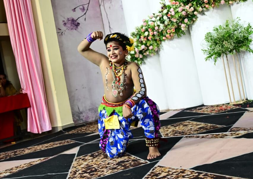 f3442570-d8f8-4328-a38c-db9d65d4d7ae