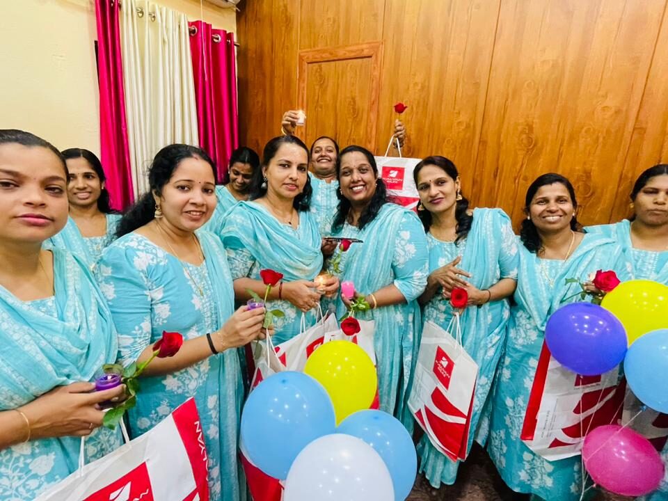 127c32c3-d11a-4ec8-8f76-80cb702416a3