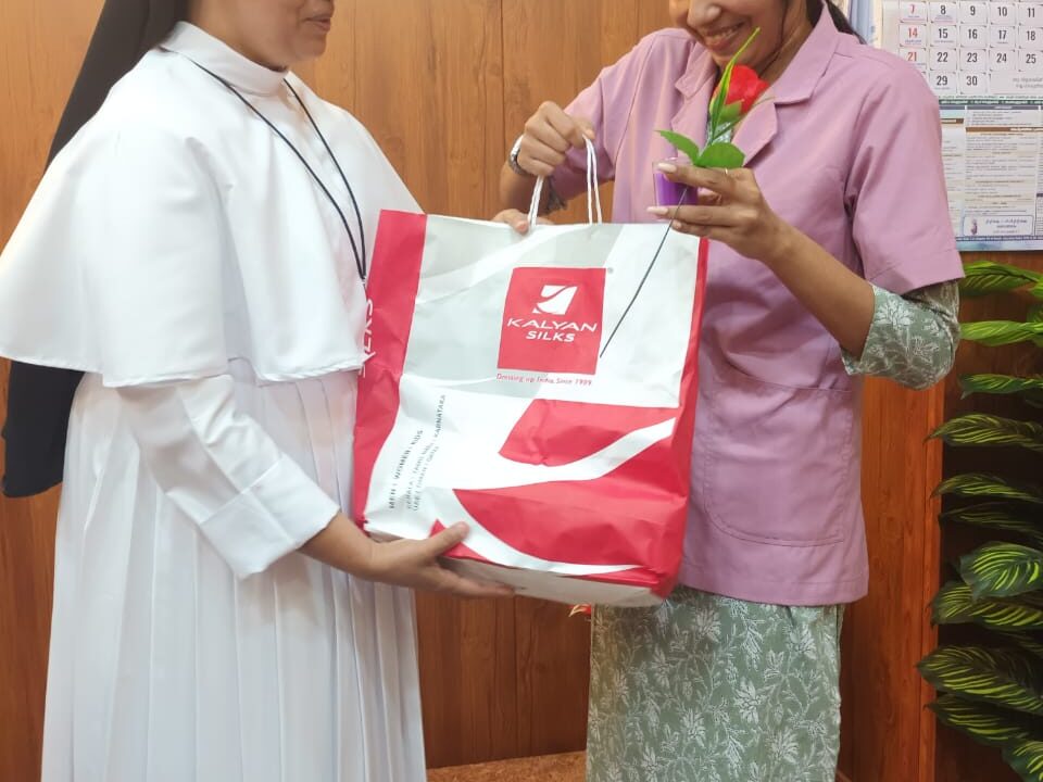 f75e03f6-73d1-4913-9a26-2fabcc1471ac